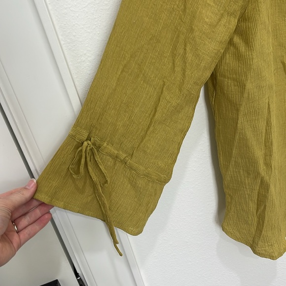 Crinkle Off The Shoulder Button Down Shirt - Picture 8 of 9